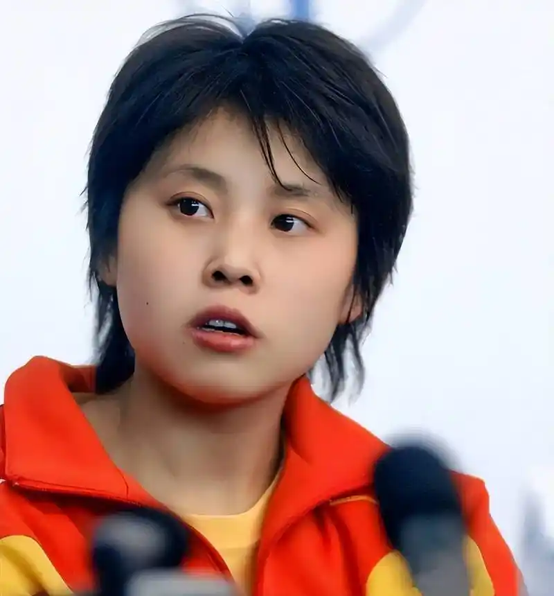 王濛师妹张凯丽速滑队师弟？足球场上的“跨界”风暴即将来袭
